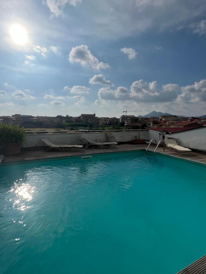 Amala, Luxury Pool Loft Apartment San Nicola La Strada Exterior photo